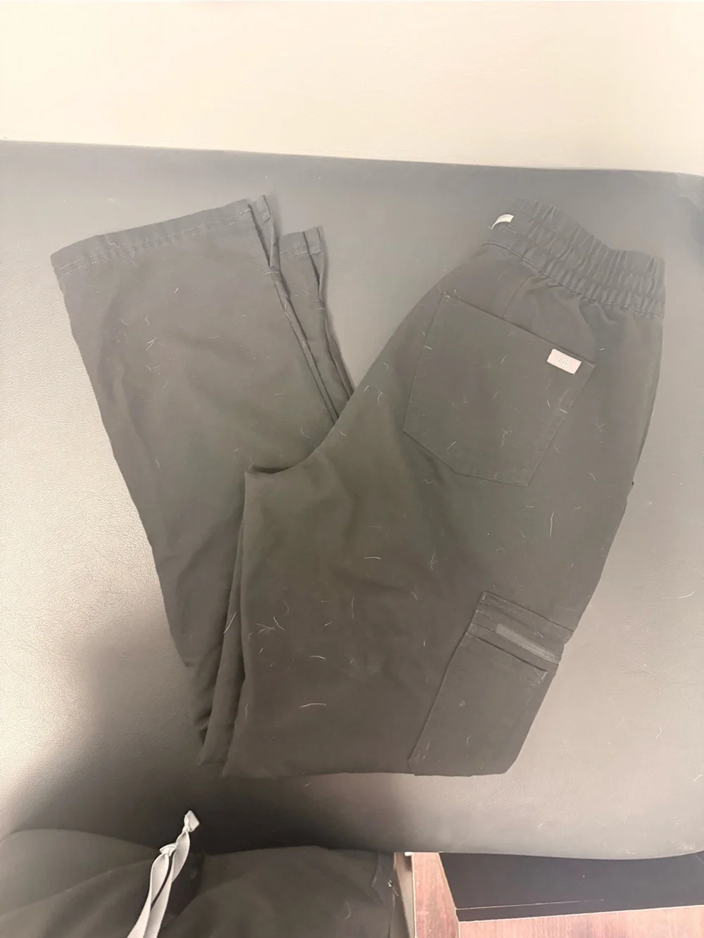 Black Elastic-Waist Scrub Pants